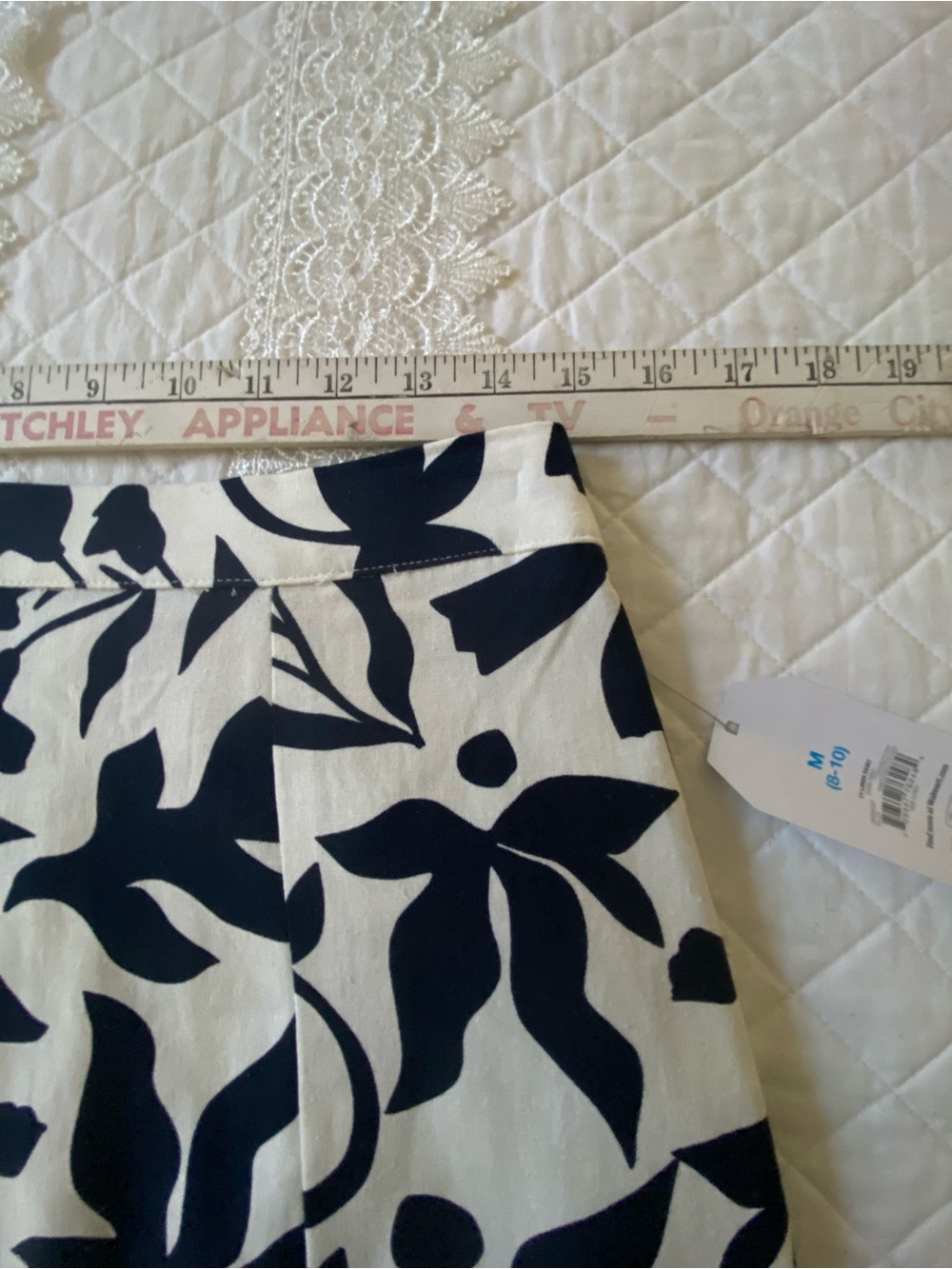 Time and Tru Navy and White Floral Pull On Midi Skirt with Front Slit Size M - Picture 13 of 16